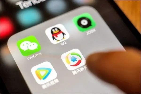 刚申请的QQ号，怎么快速的添加大量好友？